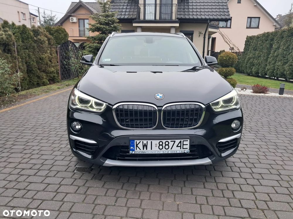 BMW X1 xDrive25i Sport Line sport - 26