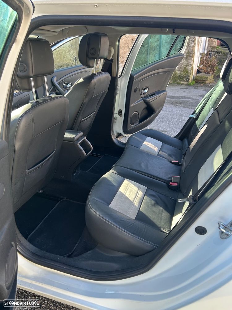 Renault Mégane Sport Tourer 1.6 dCi Bose Edition SS - 9