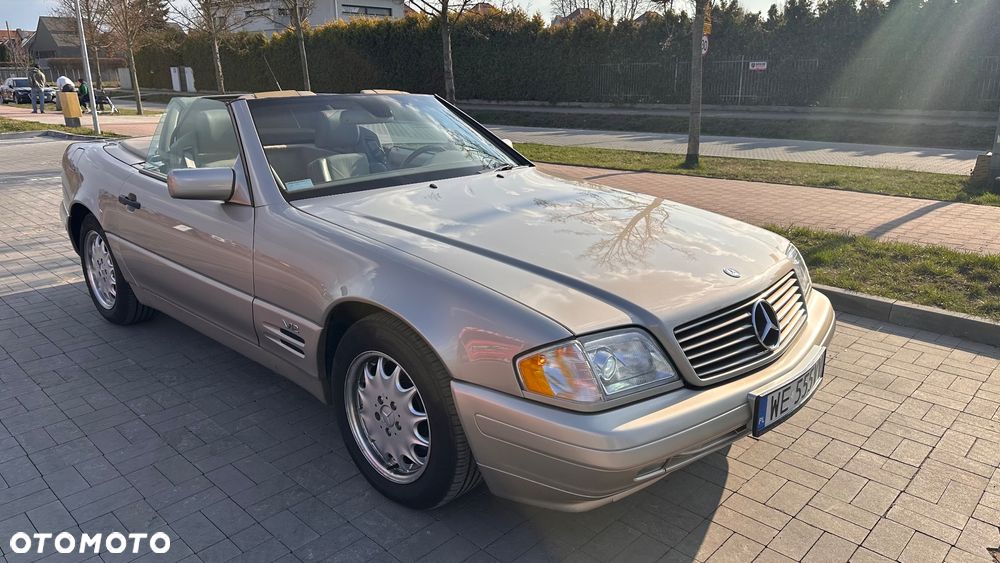 Mercedes-Benz SL - 17