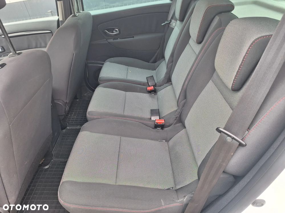 Renault Scenic 1.5 dCi Dynamique - 17