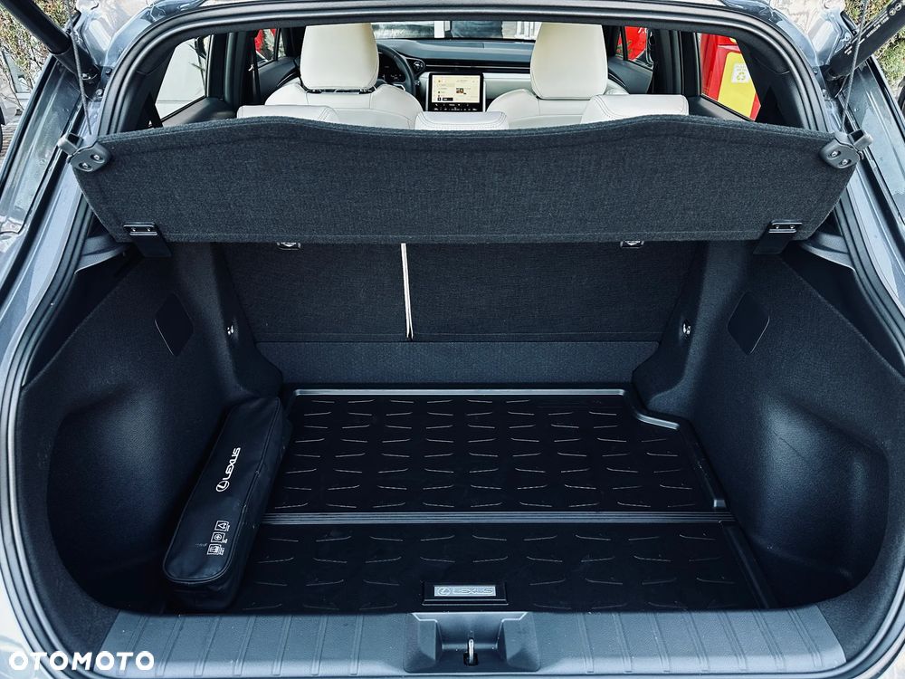 Lexus LBX 1.5 Hybrid Elegant - 11