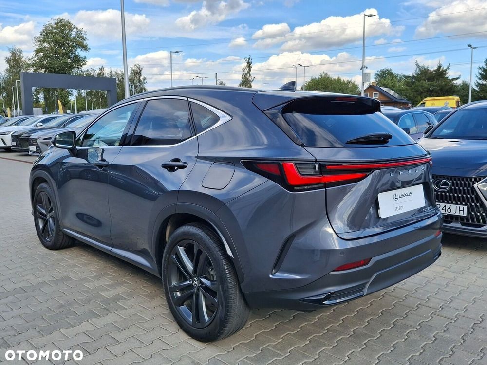 Lexus NX 350h Prestige AWD - 18