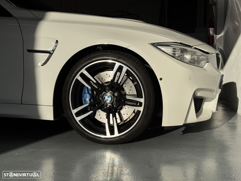 BMW M4 Auto - 6