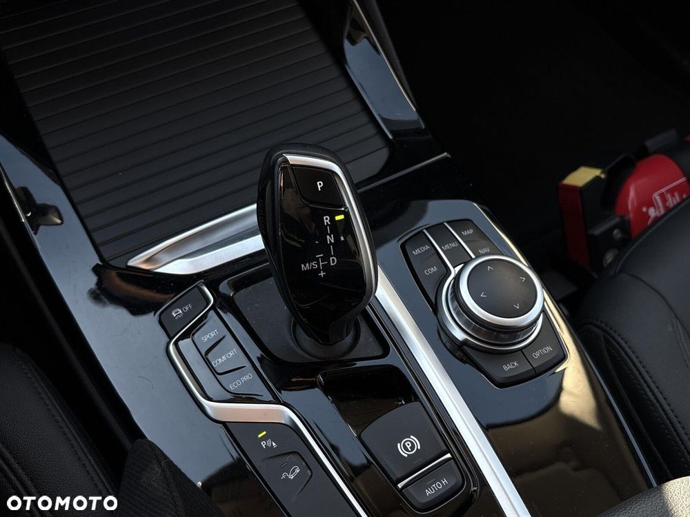 BMW X3 xDrive20i - 13