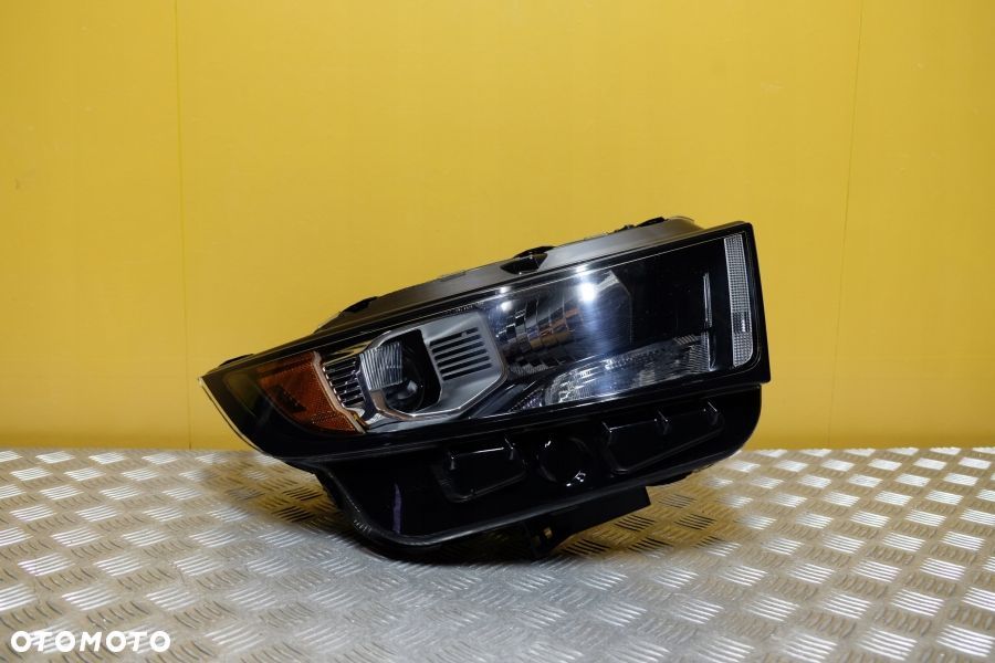 FORD EDGE SPORT 2014- REFLEKTOR LAMPA ZWYKŁA SOCZEWKOWA CIEMNA R USA - 1