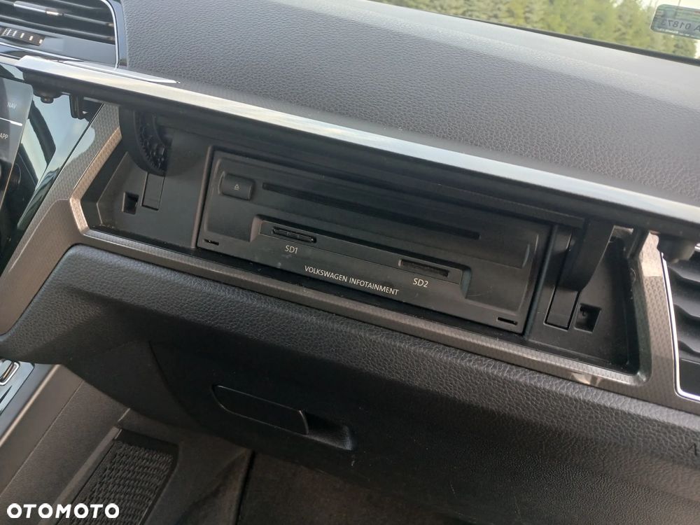 Volkswagen Touran 1.6 TDI SCR (BlueMotion Technology) DSG Comfortline - 22