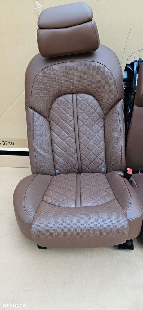 audi s8 a8 d4 lift fotele kanapa boczki brązowa skóra wentylacja masaże - 10