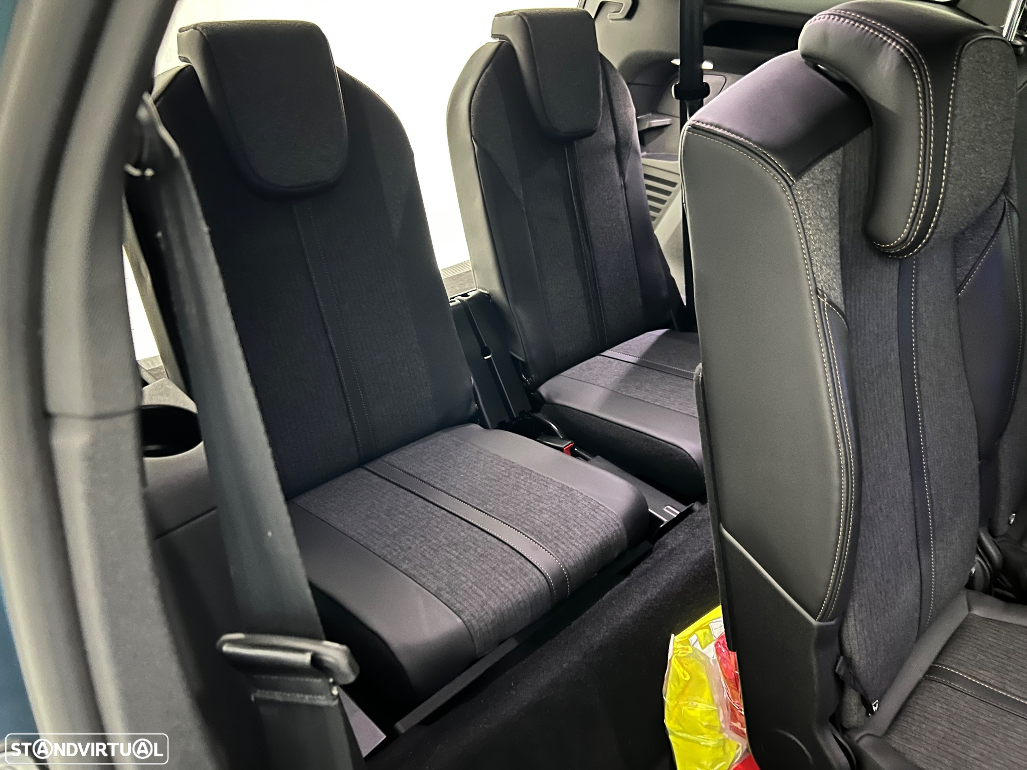 Peugeot 5008 1.5 BlueHDi GT Line EAT8 - 36