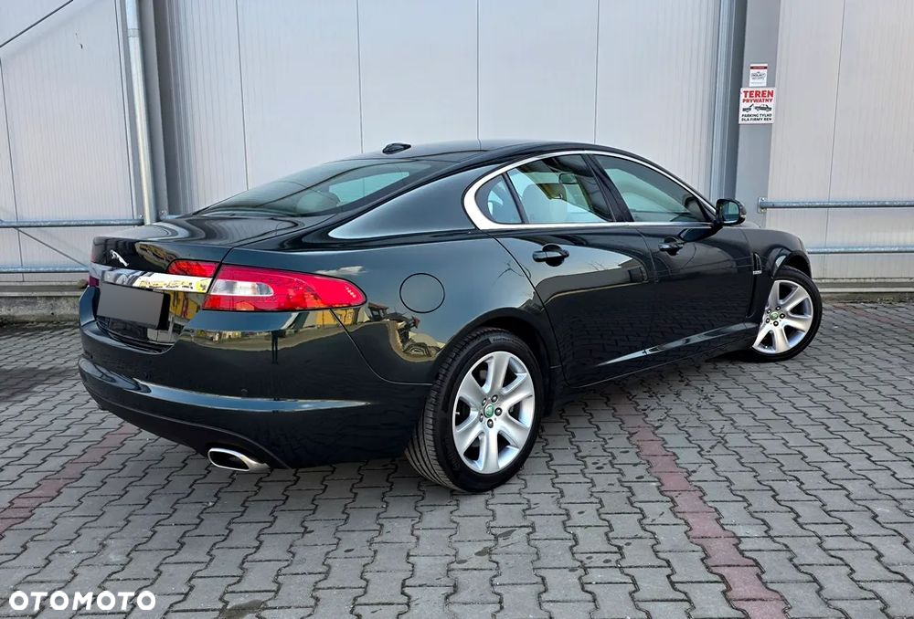 Jaguar XF 3.0 V6 D Premium Luxury - 8