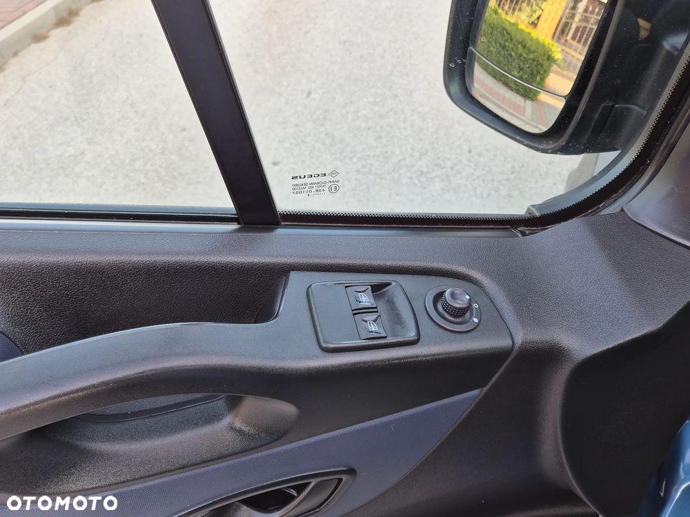 Opel Vivaro L1H1 2.7t Elegance Premium - 9