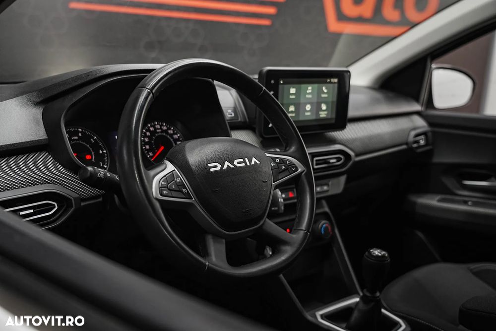 Dacia Logan TCe 90 MT6 Comfort - 12