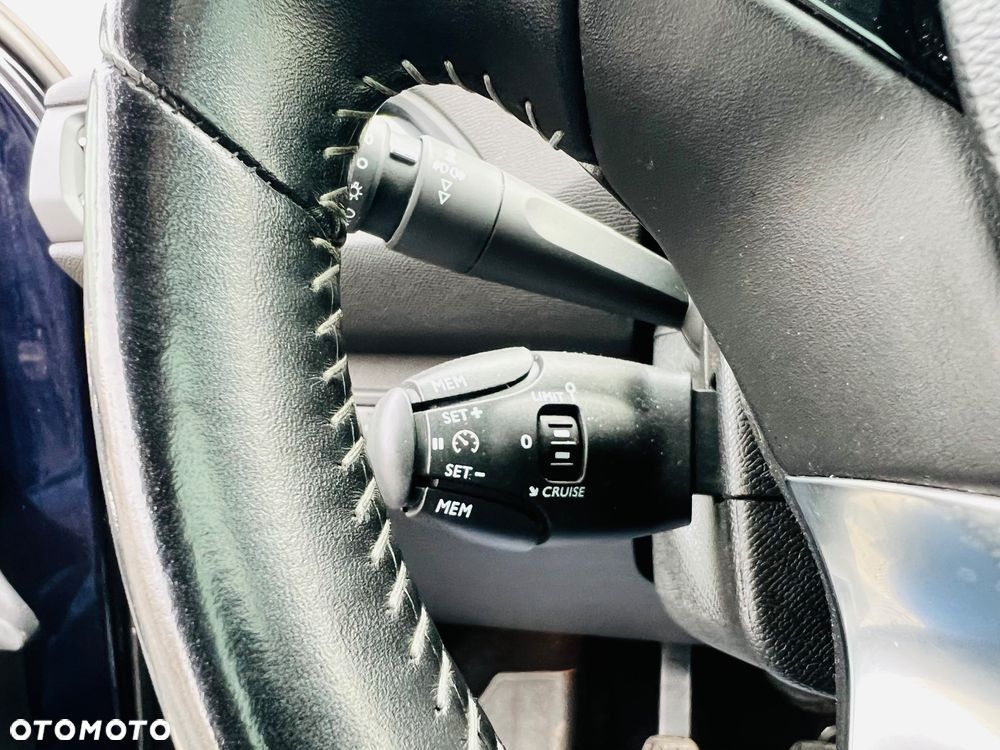 Peugeot 308 e-HDi 115 Stop & Start Allure - 25