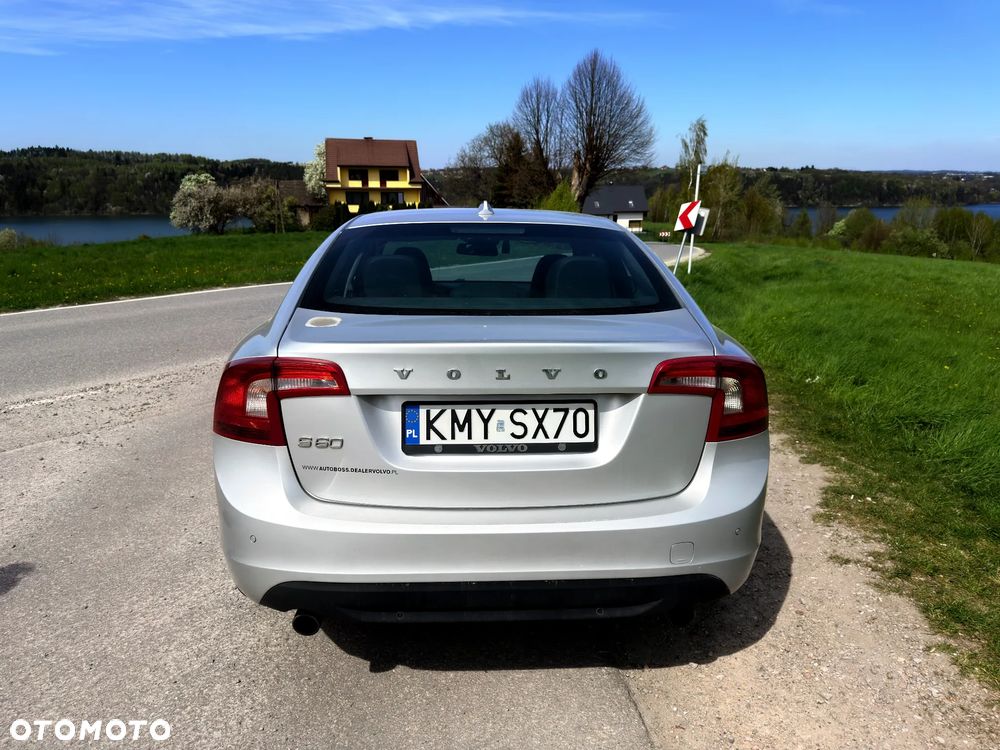 Volvo S60 D5 Momentum - 6