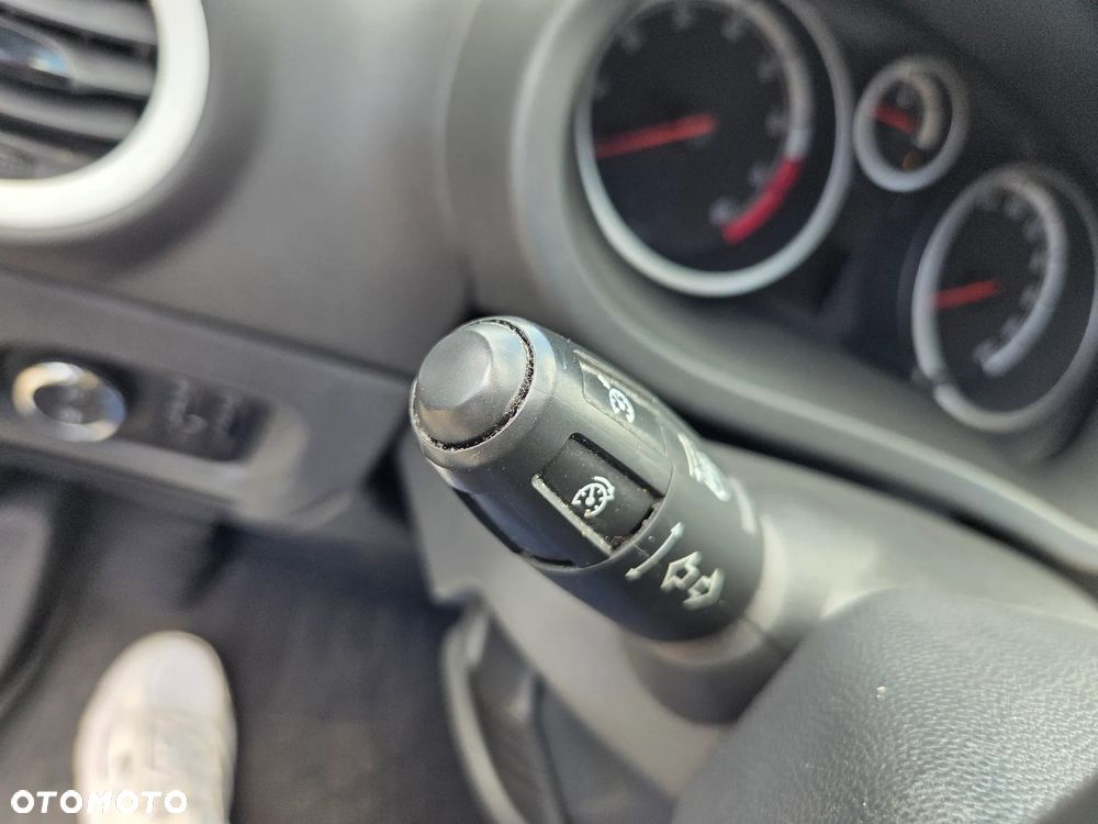 Opel Corsa - 29