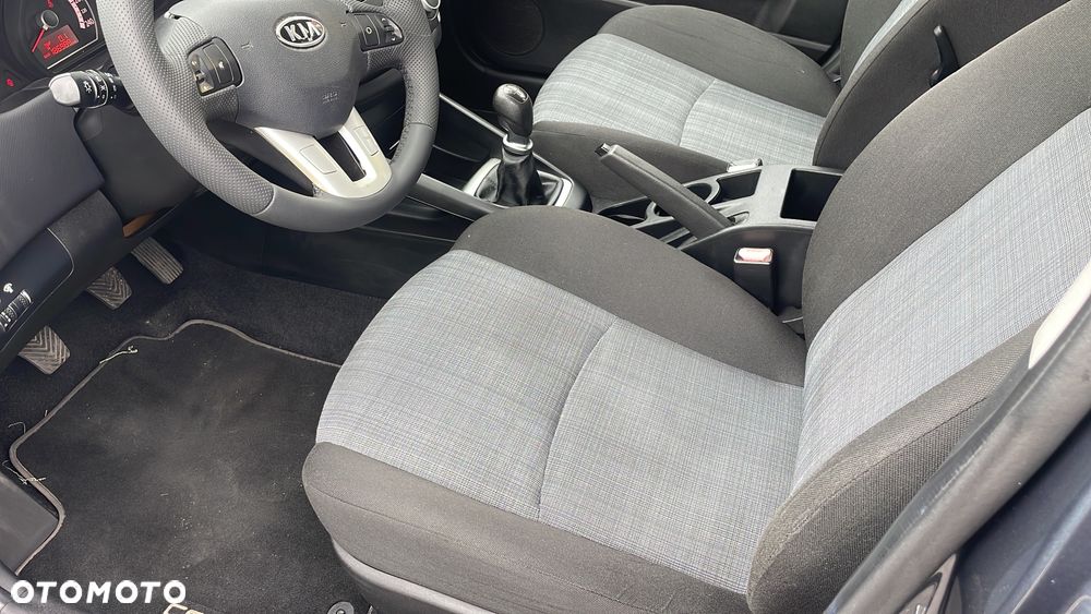 Kia Ceed - 7