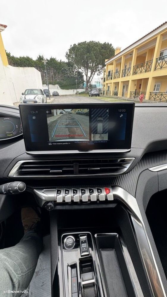 Peugeot 5008 1.2 Hybrid Allure Pack e-DCS6 - 16