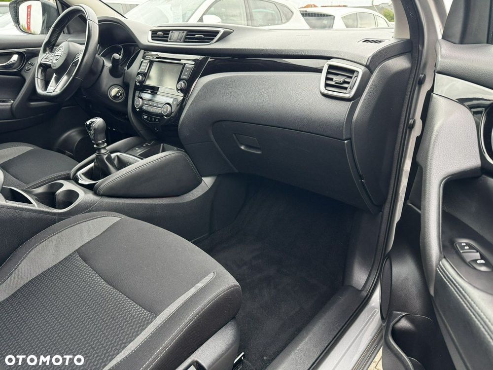 Nissan Qashqai 1.3 DIG-T Tekna - 15