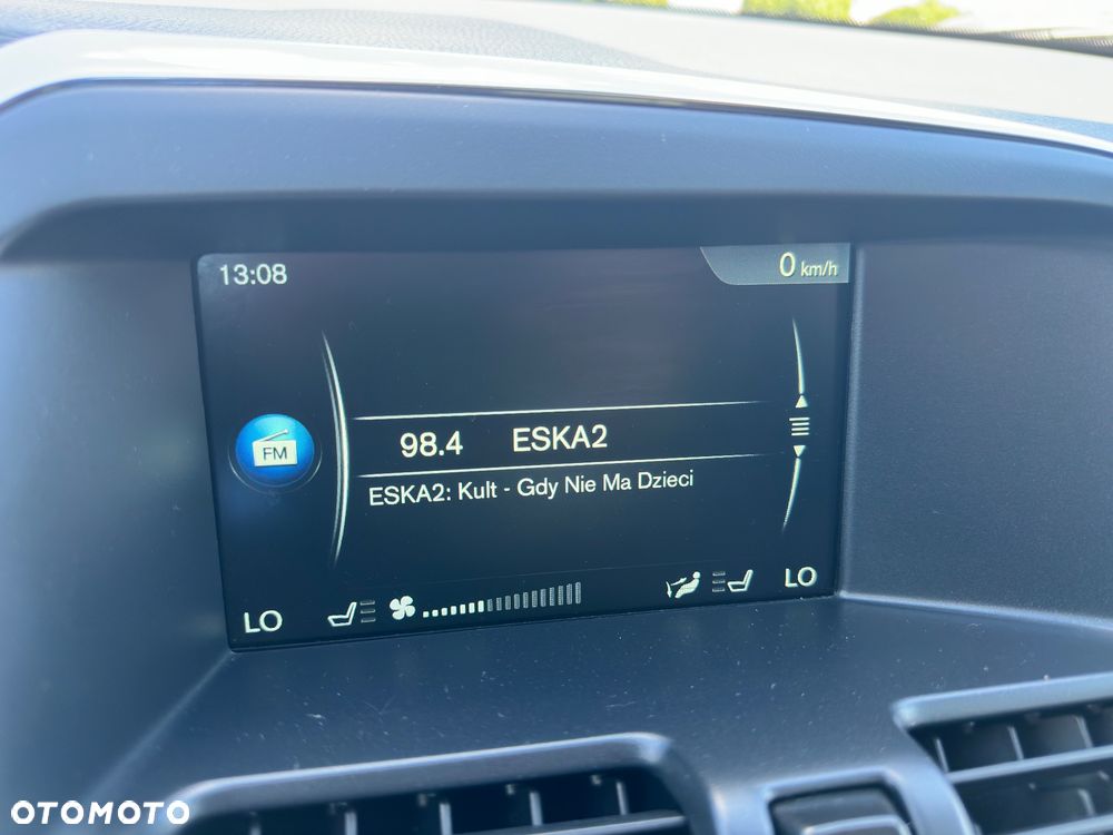 Volvo XC 60 D4 AWD Momentum - 25