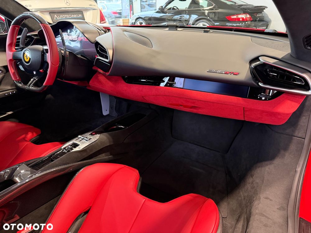 Ferrari 296 GTB - 17