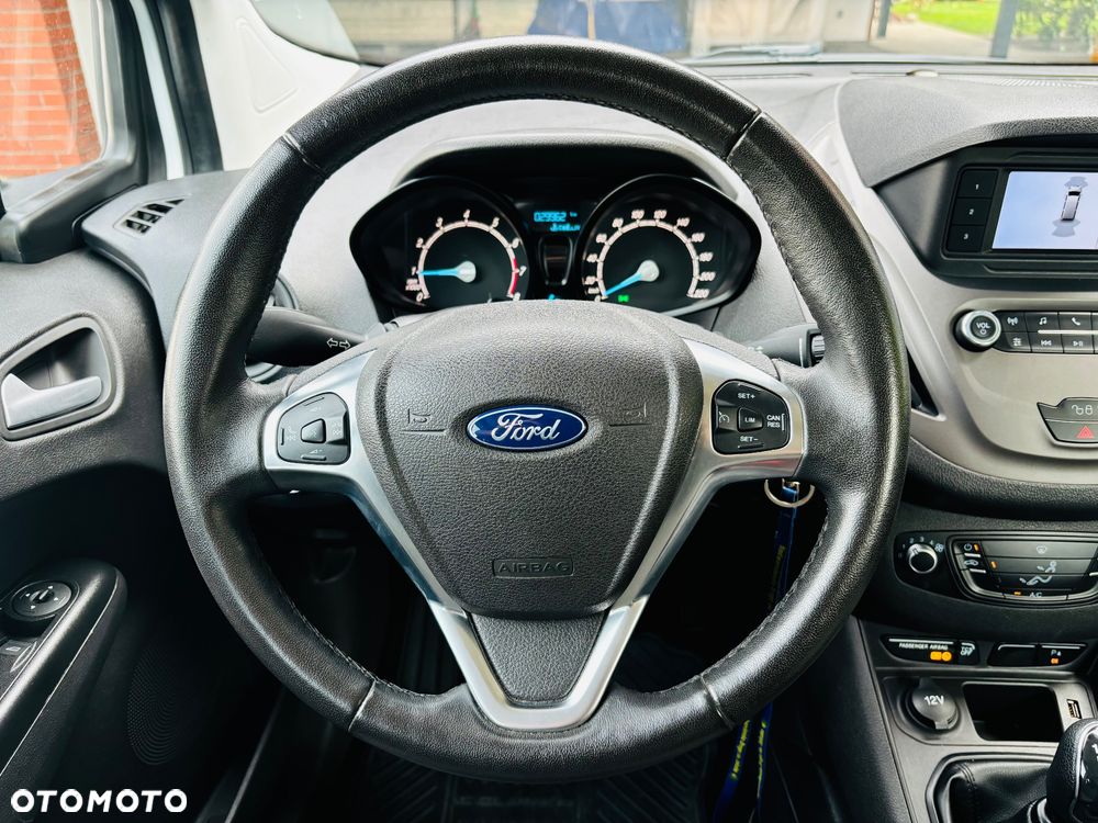 Ford Tourneo Courier - 9
