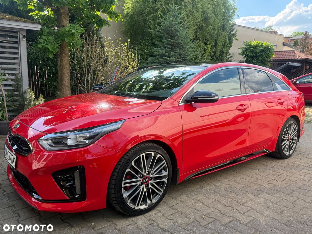 Kia ProCeed - 12