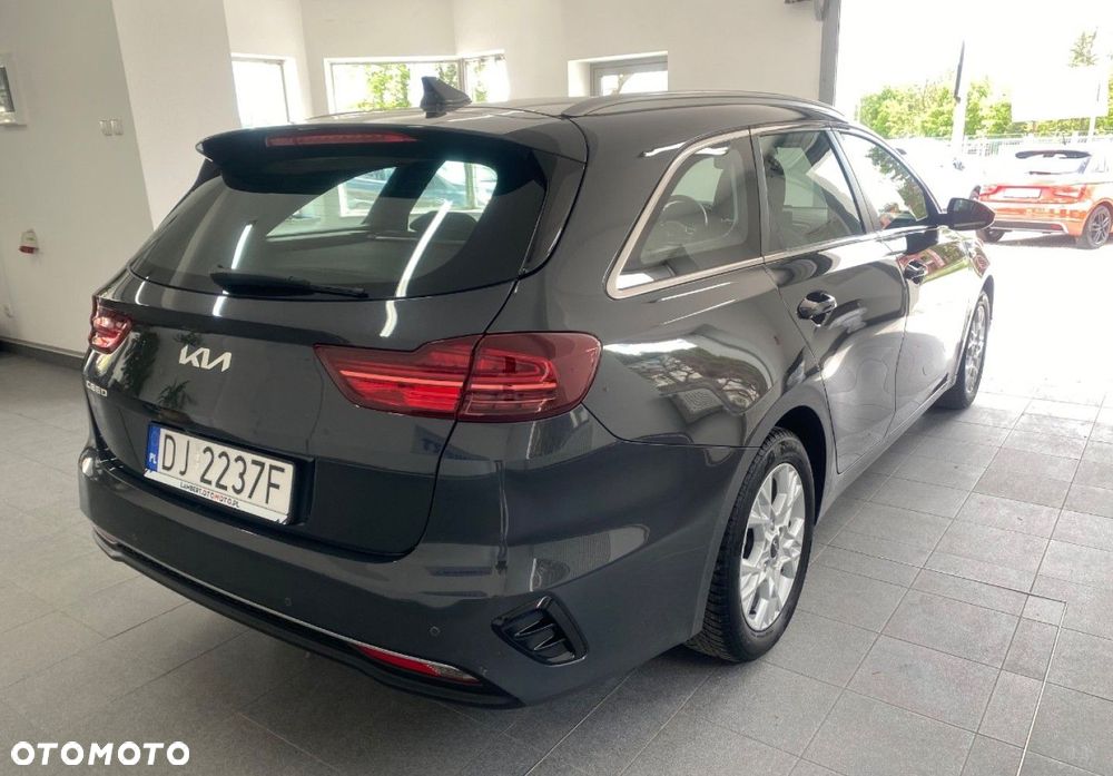 Kia Ceed - 3