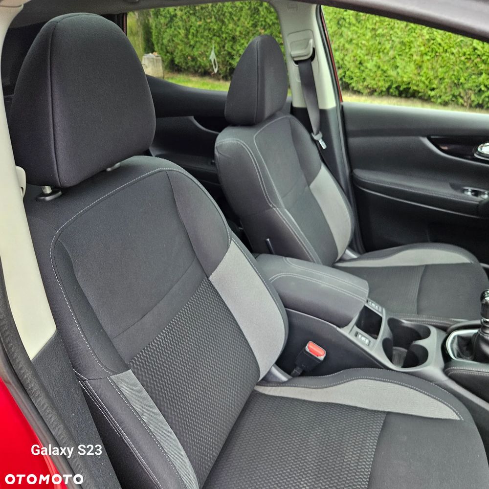 Nissan Qashqai 1.2 DIG-T Visia EU6 - 30