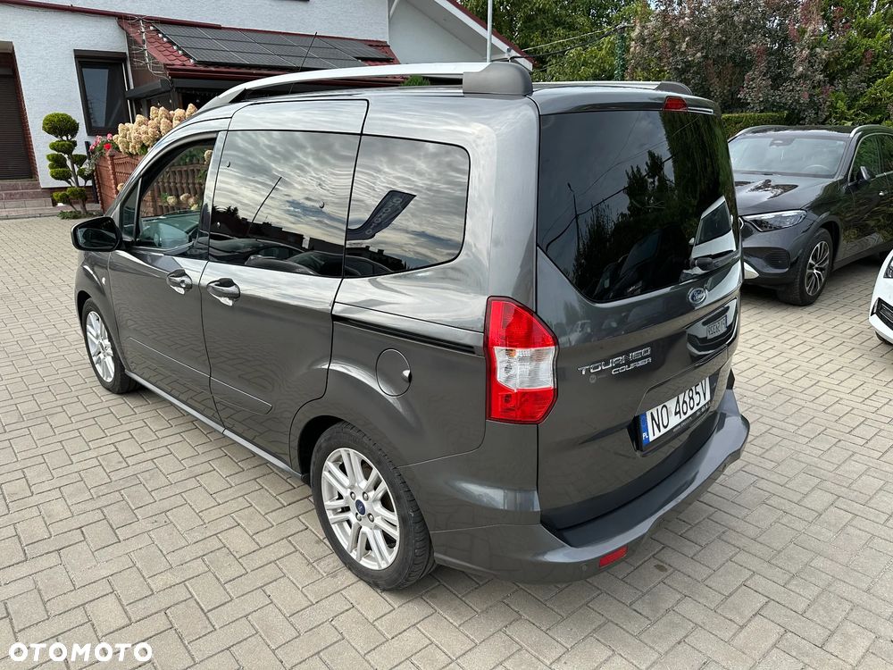 Ford Tourneo Courier - 4