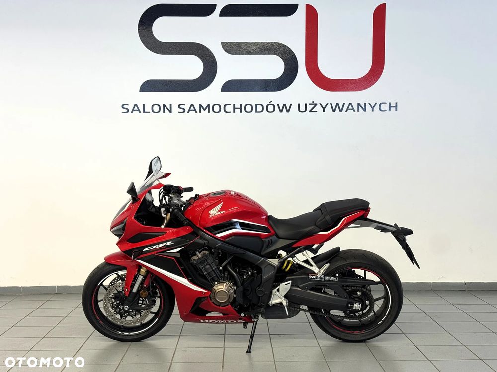 Honda CBR - 3