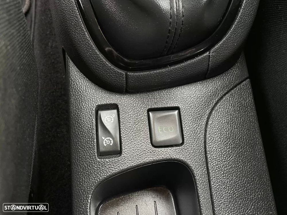 Renault Clio 1.5 dCi Zen - 26