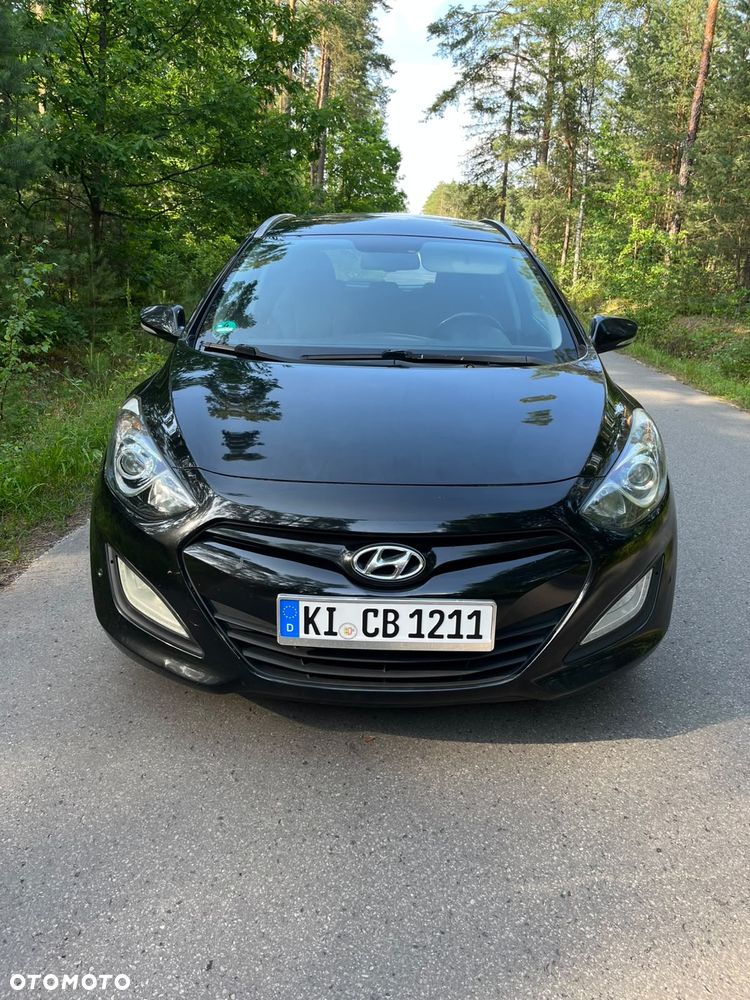 Hyundai i30 1.6 CRDI Trend - 3