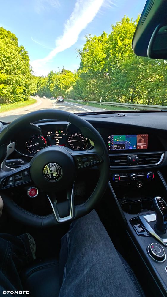 Alfa Romeo Giulia - 24