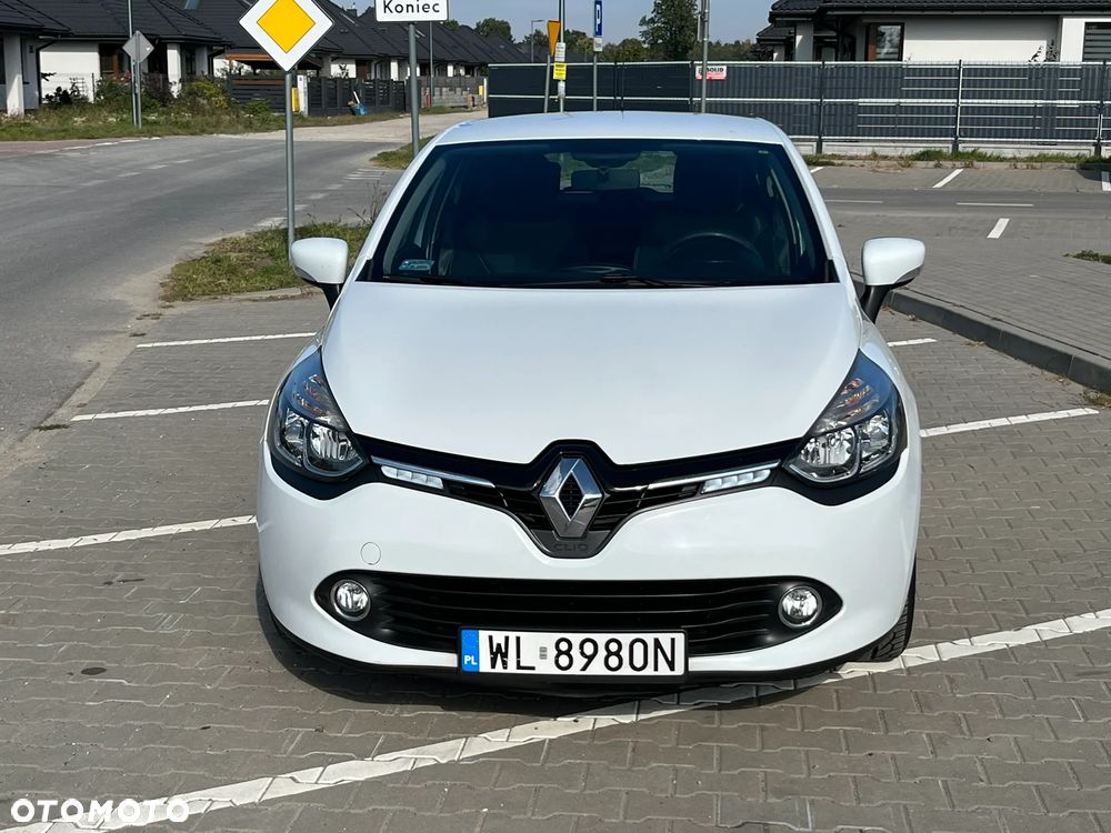 Renault Clio 2014 photo 2
