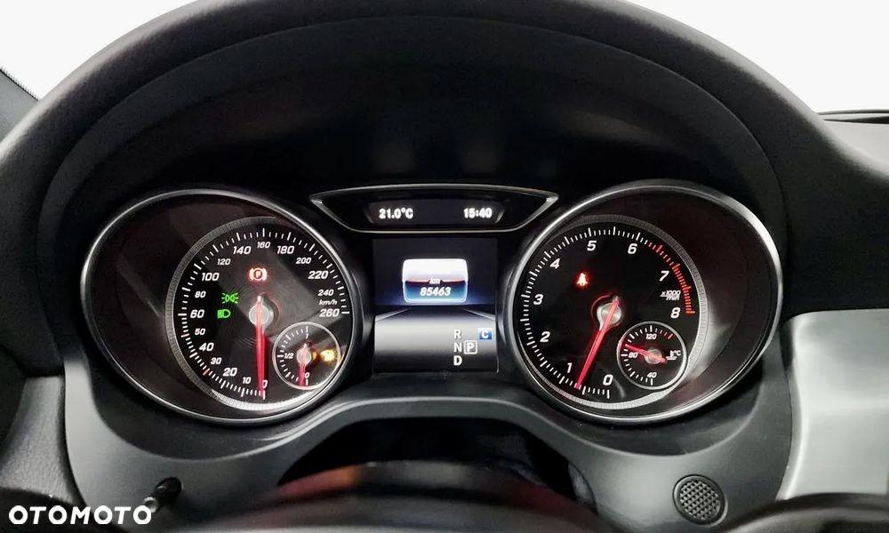 Mercedes-Benz CLA - 9