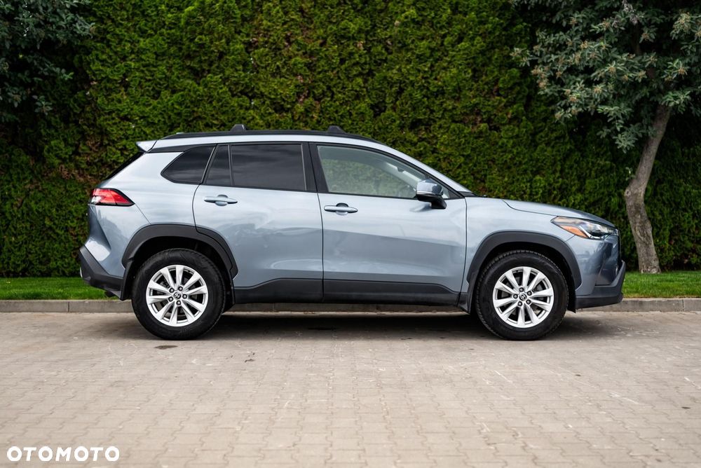 Toyota Corolla Cross - 9