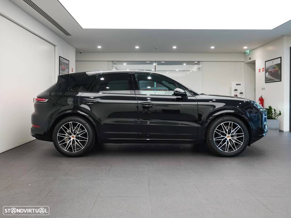 Porsche Cayenne E-Hybrid Black Edition - 8