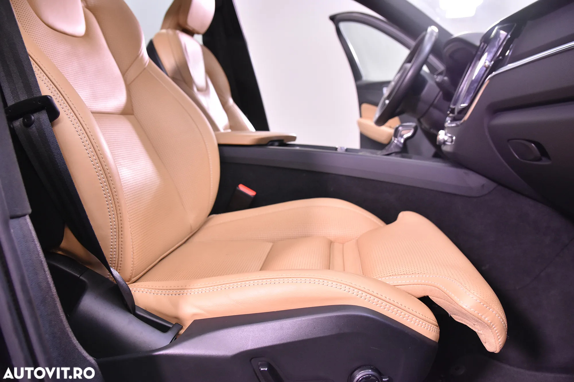Volvo XC 60 - 11