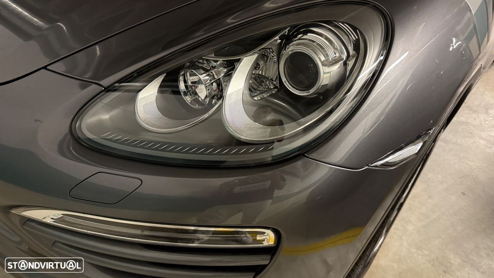 Porsche Cayenne II - 11