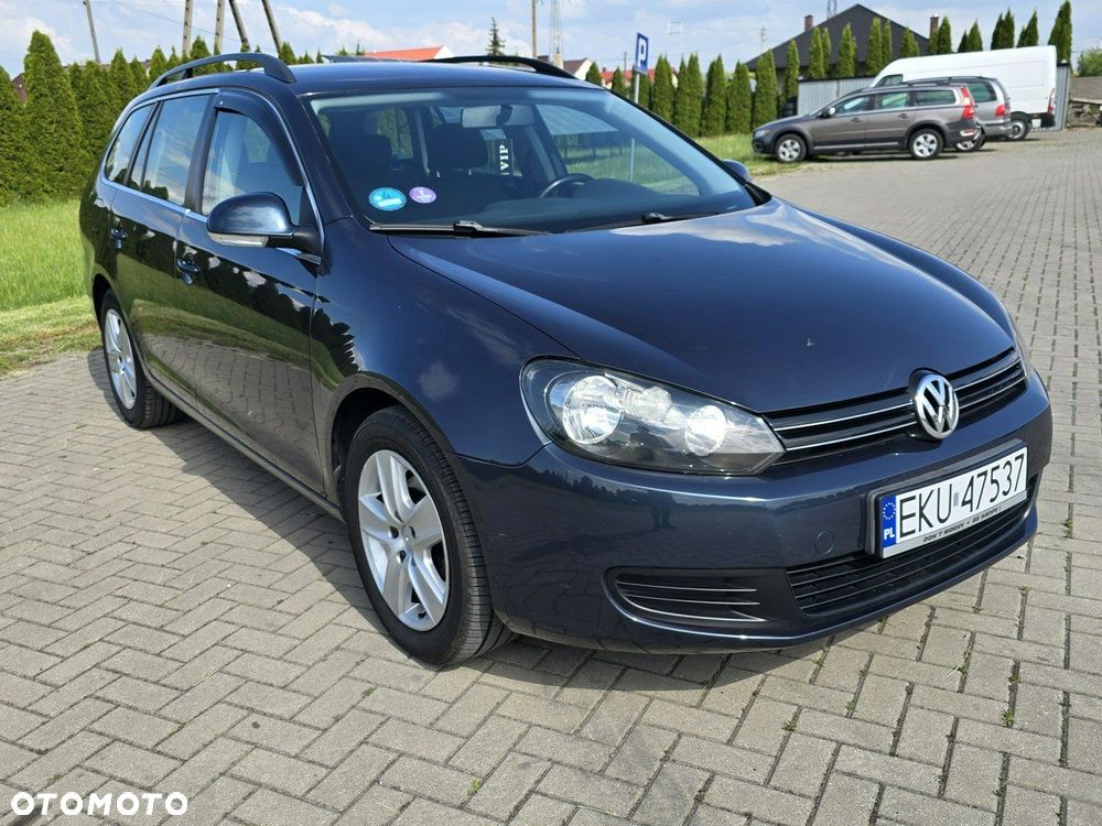 Volkswagen Golf - 1