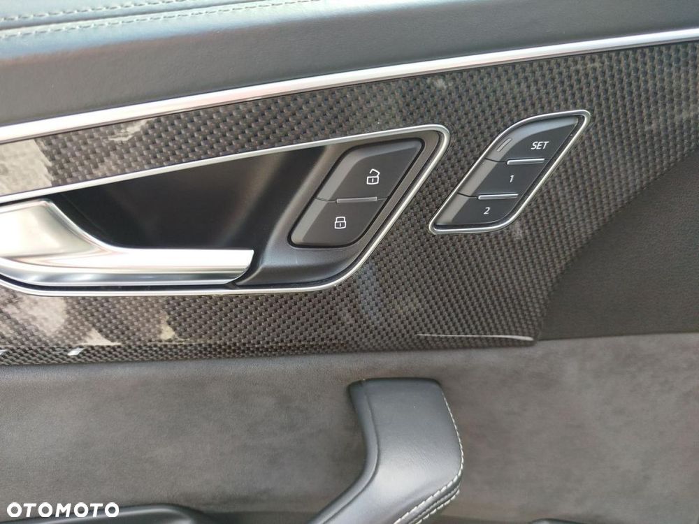 Audi SQ8 - 13