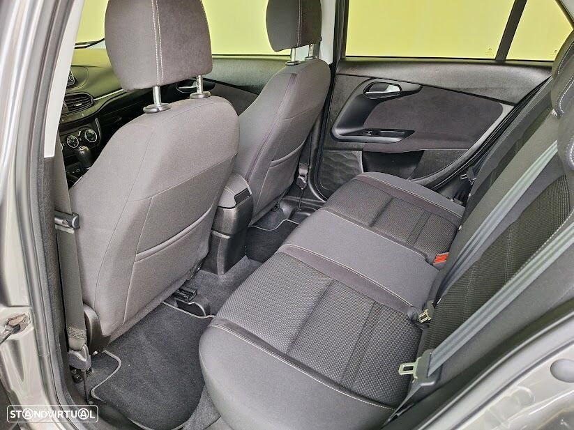 Fiat Tipo Station Wagon 1.3 M-Jet Lounge - 9