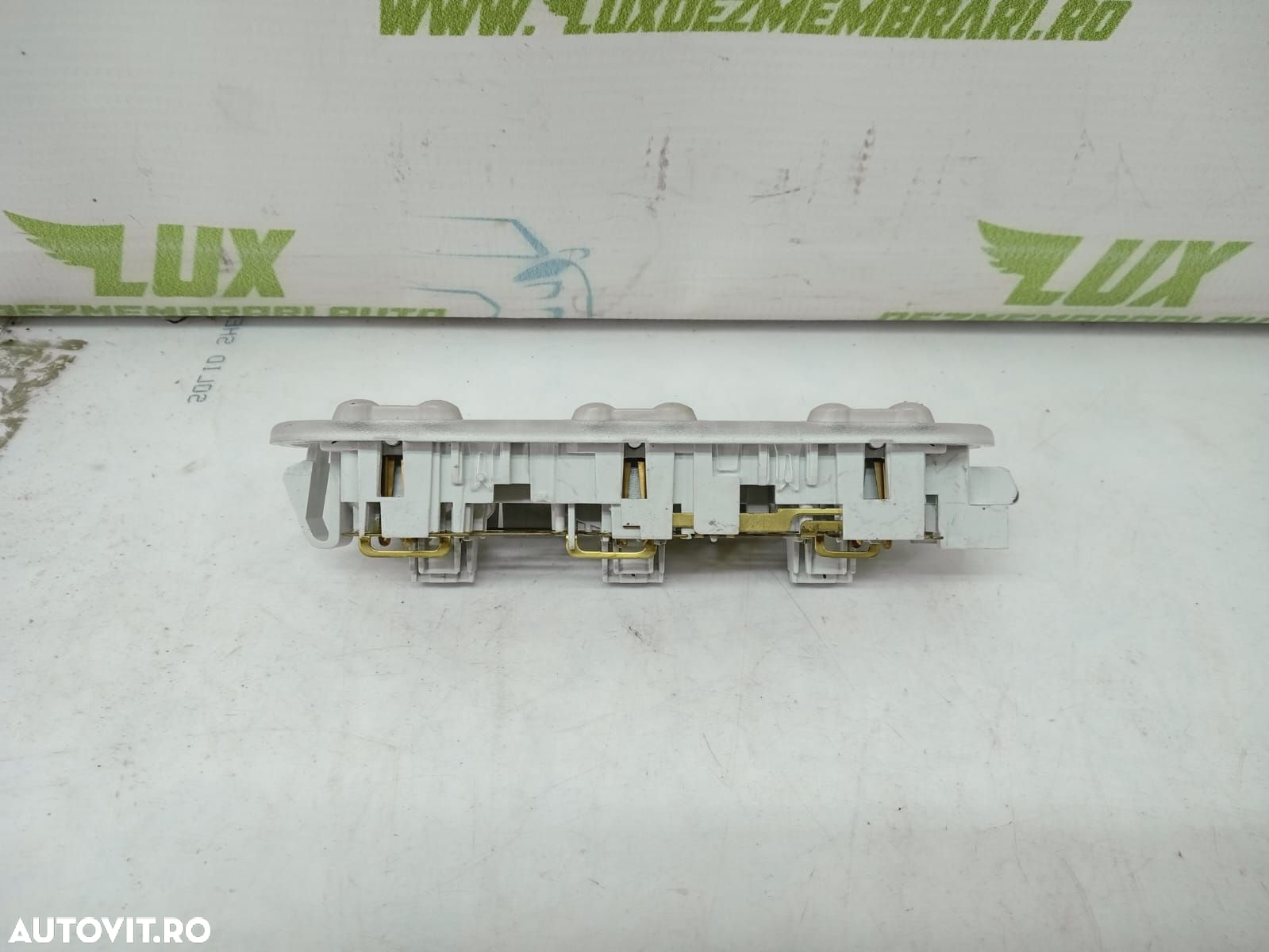 Plafoniera Nissan Juke YF15  [din 2010 pana  2014] - 3