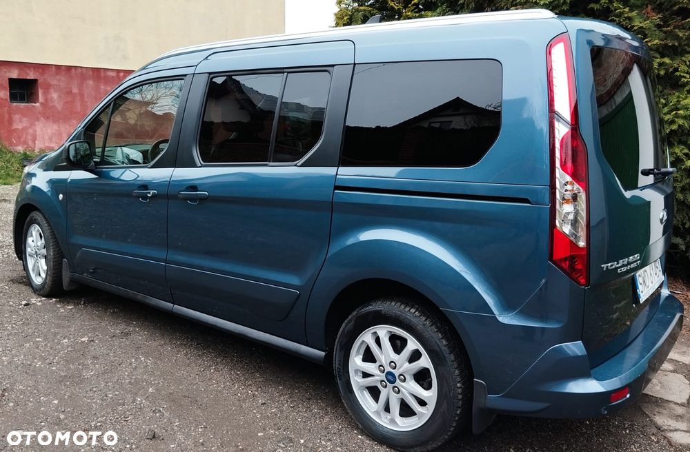 Ford Tourneo Connect Grand - 12
