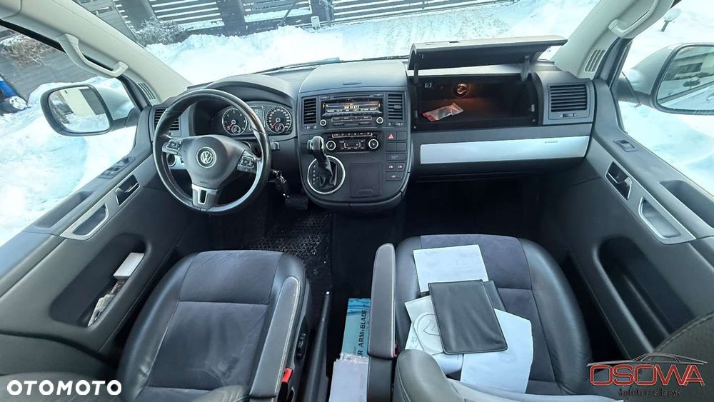 Volkswagen Multivan - 19
