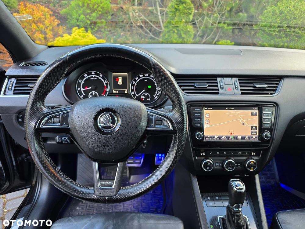 Skoda Octavia 2.0 TSI (Green tec) DSG RS - 36
