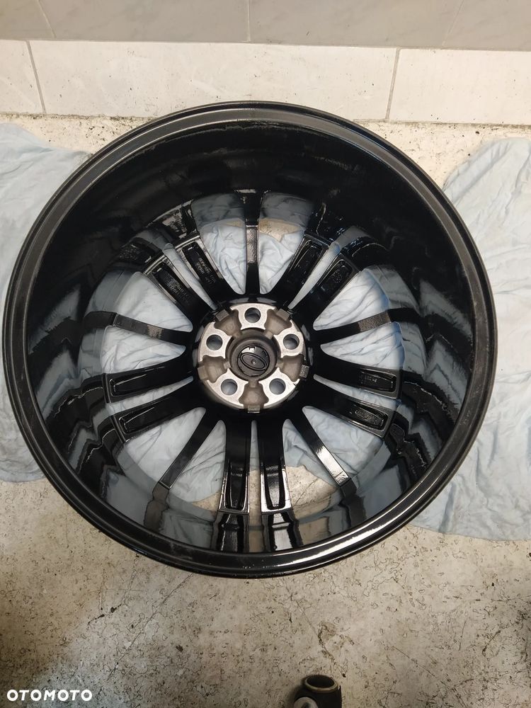 RANGE ROVER VOGUE L322 L405 SPORT L494 9,5X20 ORYGINALNE FELGI ALUMINIOWE R20 ET53 5x120 DEKIELKI LAND ROVER CZARNE ORYGINAŁ - 9