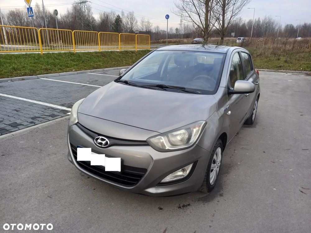 Hyundai i20 1.1 CRDi Style - 9