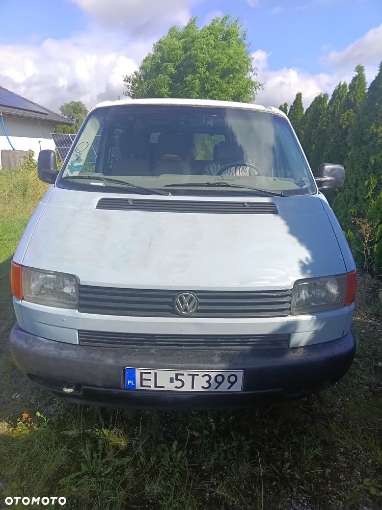 Volkswagen Transporter - 1