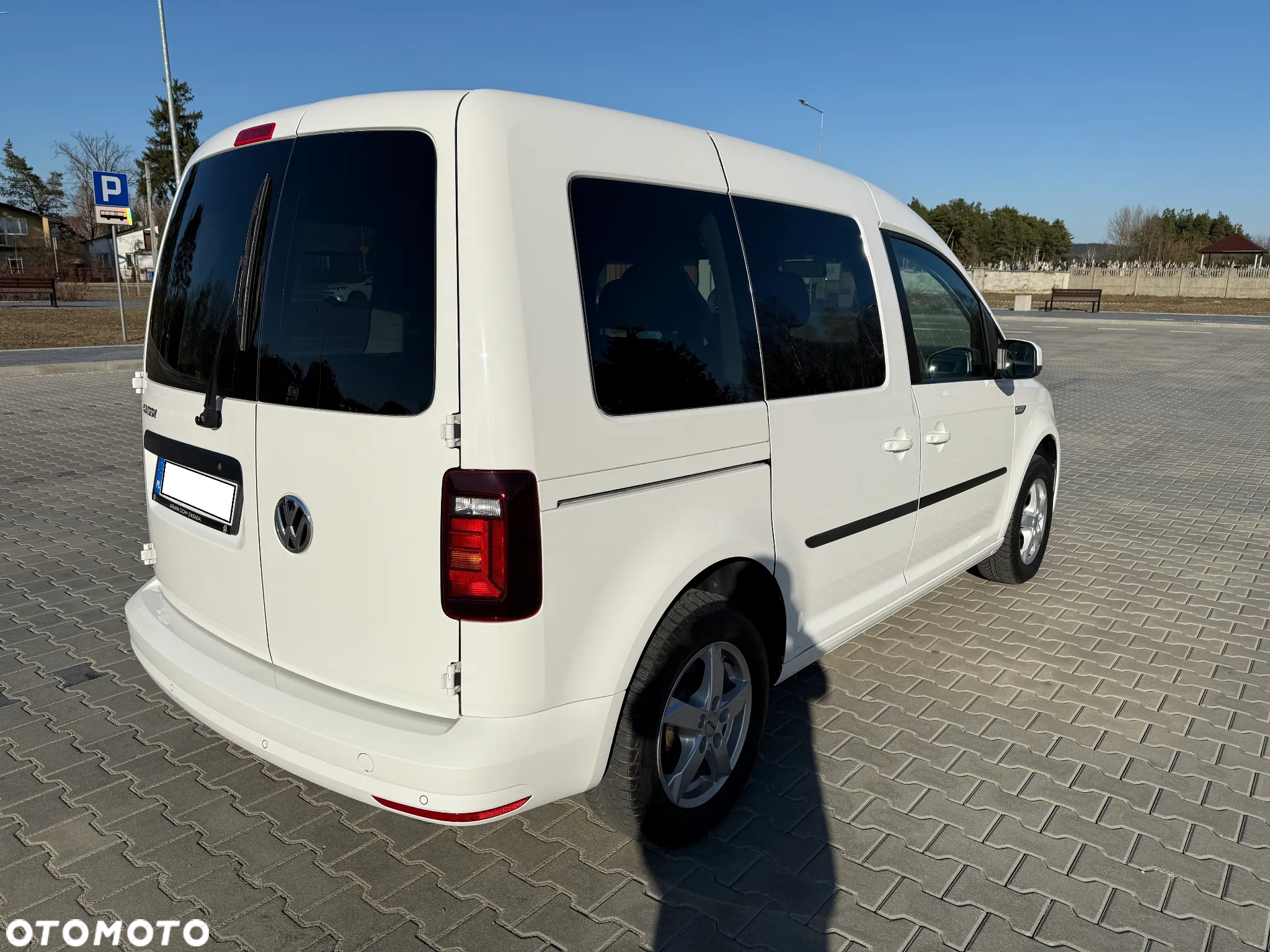 Volkswagen Caddy 2.0 TDI Comfortline - 4
