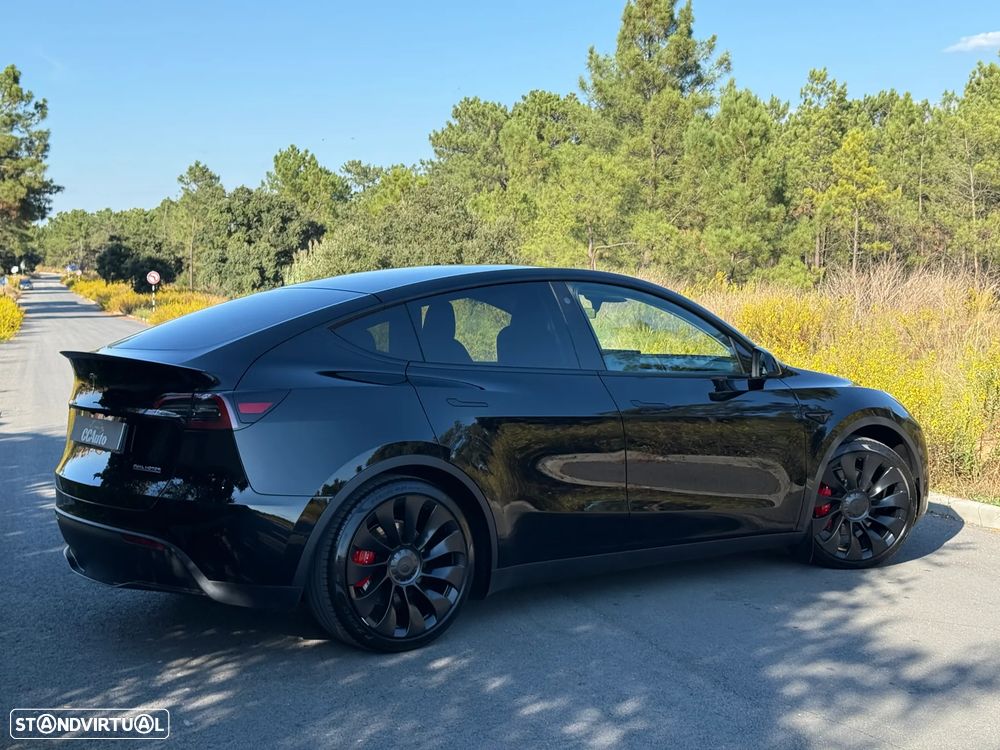 Tesla Model Y Performance Dual Motor AWD - 7